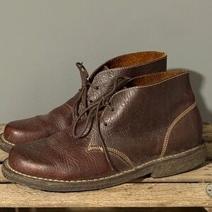 DULUTH trading co mens boots Leather chukka shoes style 39023 B17B